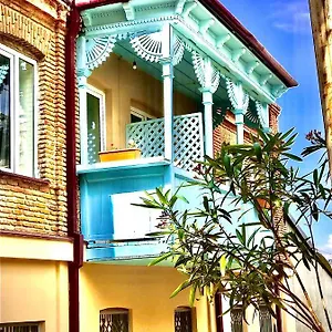 Old Town Mtatsminda מלון